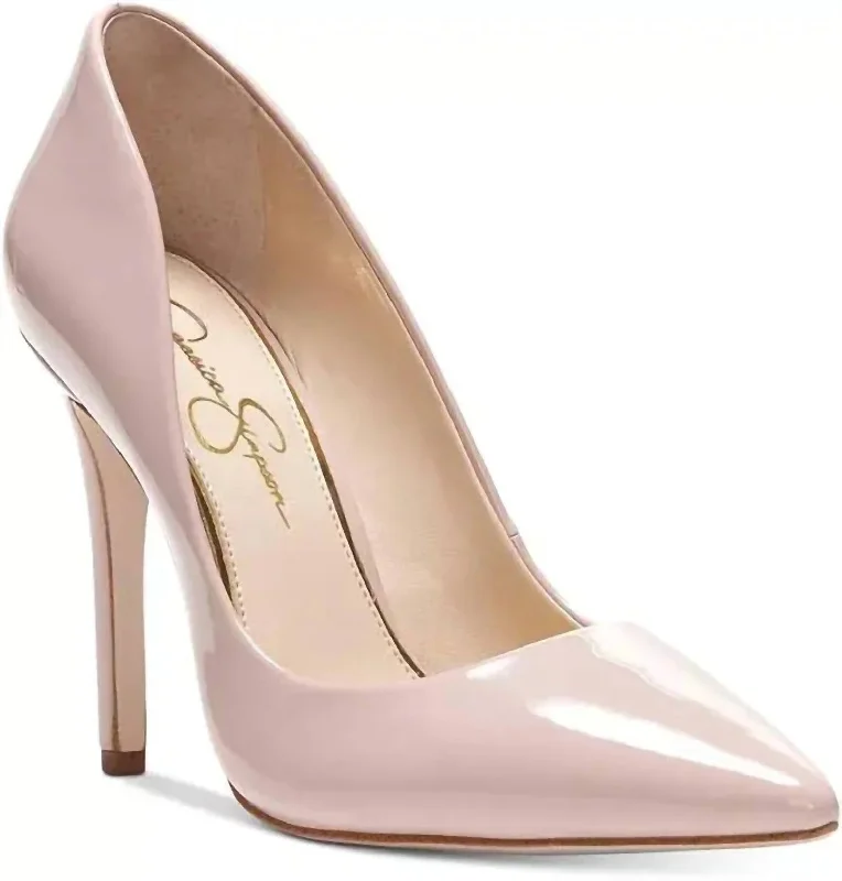 Women's patent leather stiletto heel pumps with a high - shine finishCassani Pumps In Nude Sand