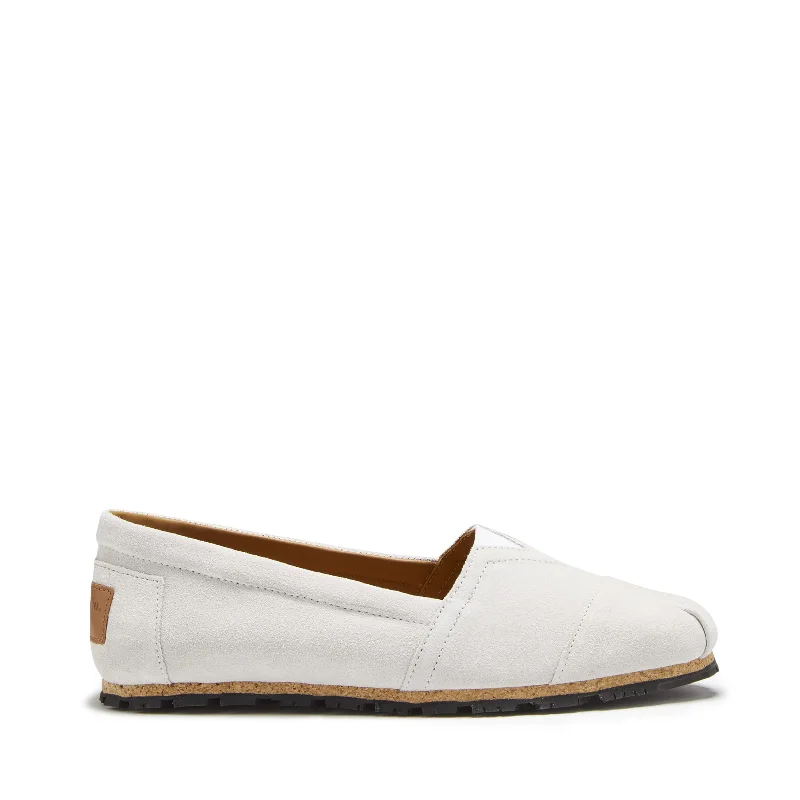 Women's Fur - Lined Loafers in Tan for a Cozy Winter OptionWomen's Chukka Espadrilles, white suede