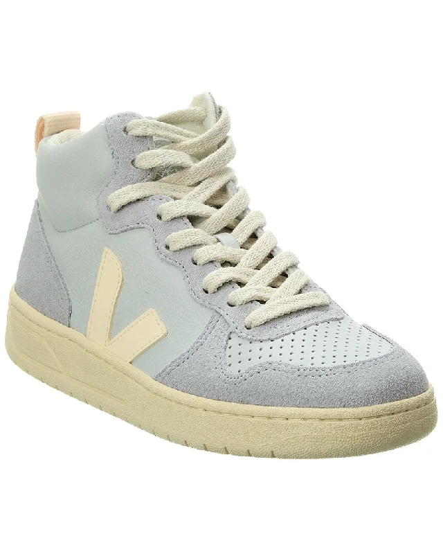 Women's Sneakers with Adjustable Straps for a Customized Fit During High - Impact ExercisesVEJA V-15 O.T. Leather Sneaker