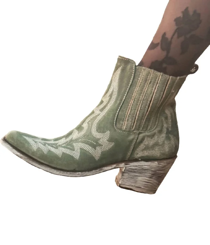 Women's Ankle Boots with Cut - Out Details in Beige for a Unique and Stylish EdgeSimone Stitched Ankle Boot In Green